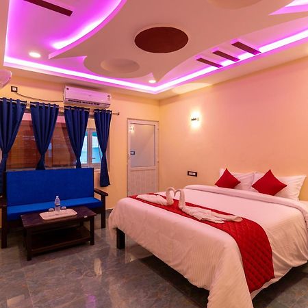 Auro Beach Resort Pondicherry Bagian luar foto