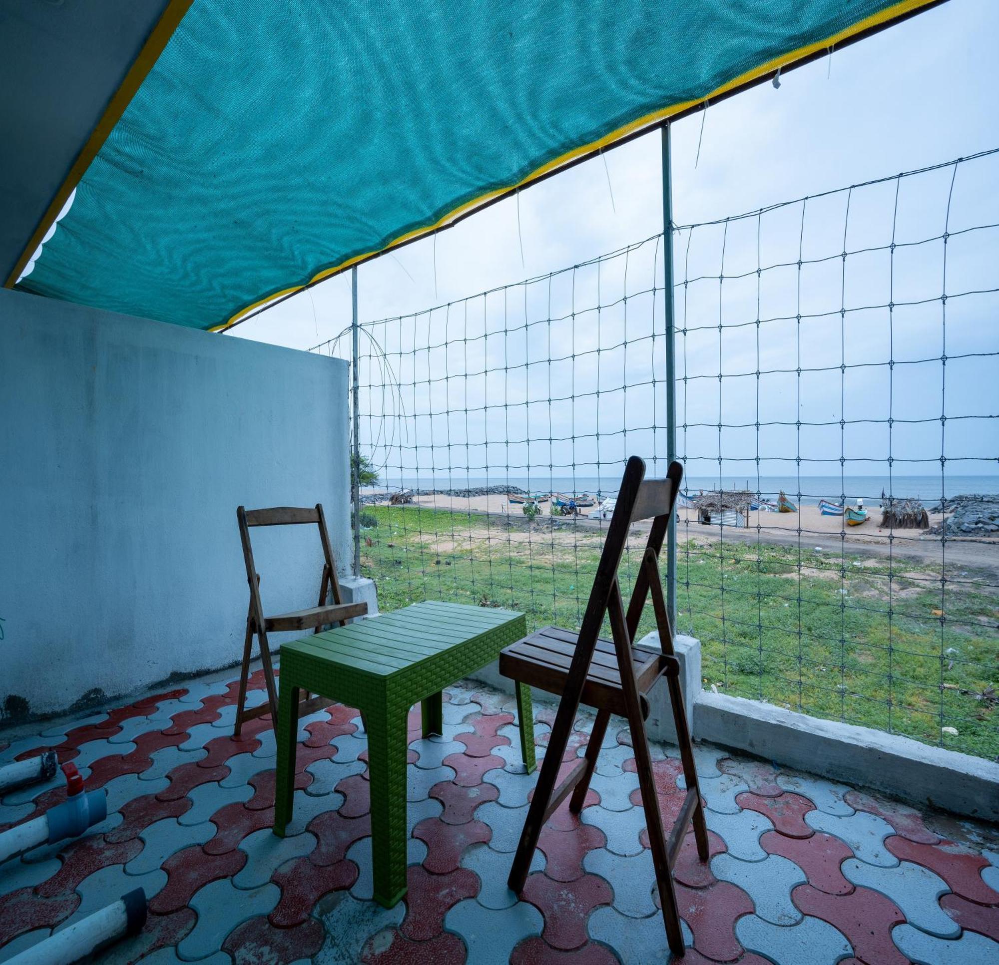 Auro Beach Resort Pondicherry Bagian luar foto